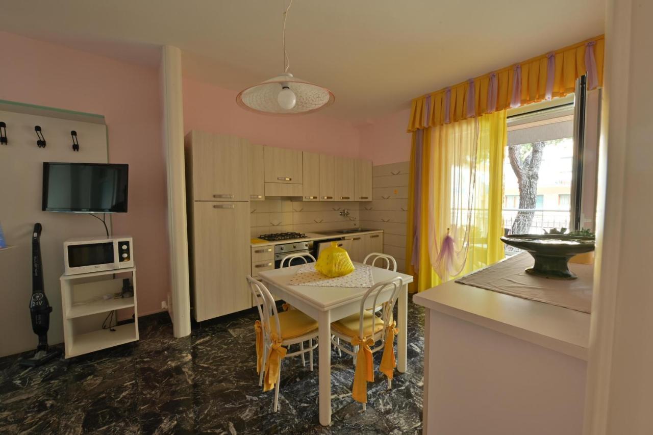 Residence Mariavittoria Лидо ди Йезоло Екстериор снимка